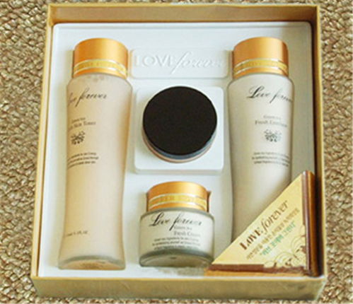 精準(zhǔn)定制 仁懷電子吸塑托盤助力紡織品高效包裝與存儲(chǔ)